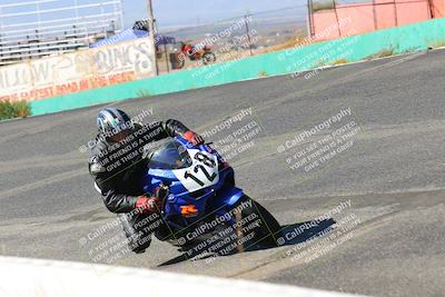 media/Oct-15-2022-TrackXperience (Sat) [[8f70b8b0be]]/Group 2/session 2 turn 3 and 4/